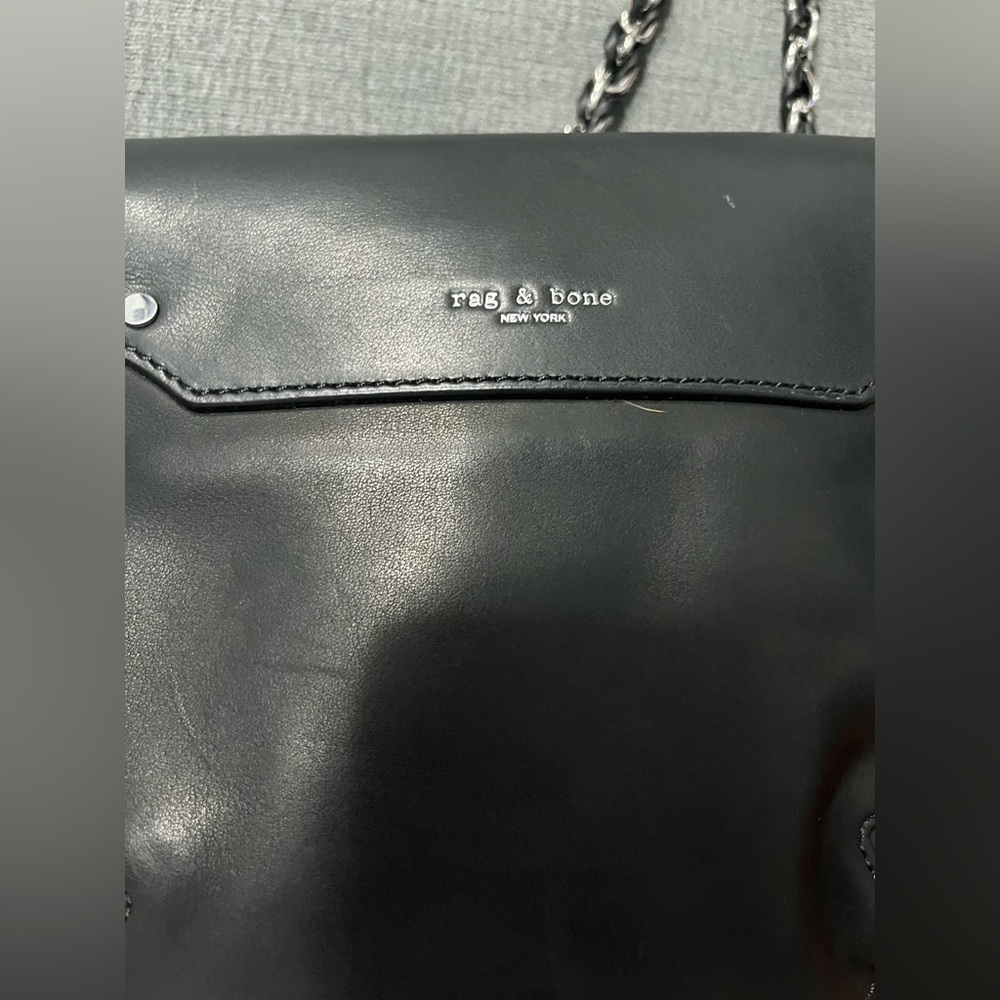 Rag & Bone Bradbury Mini Flap Chain
Hobo Leather Black Bag with Chain Strap - Picture 9 of 11